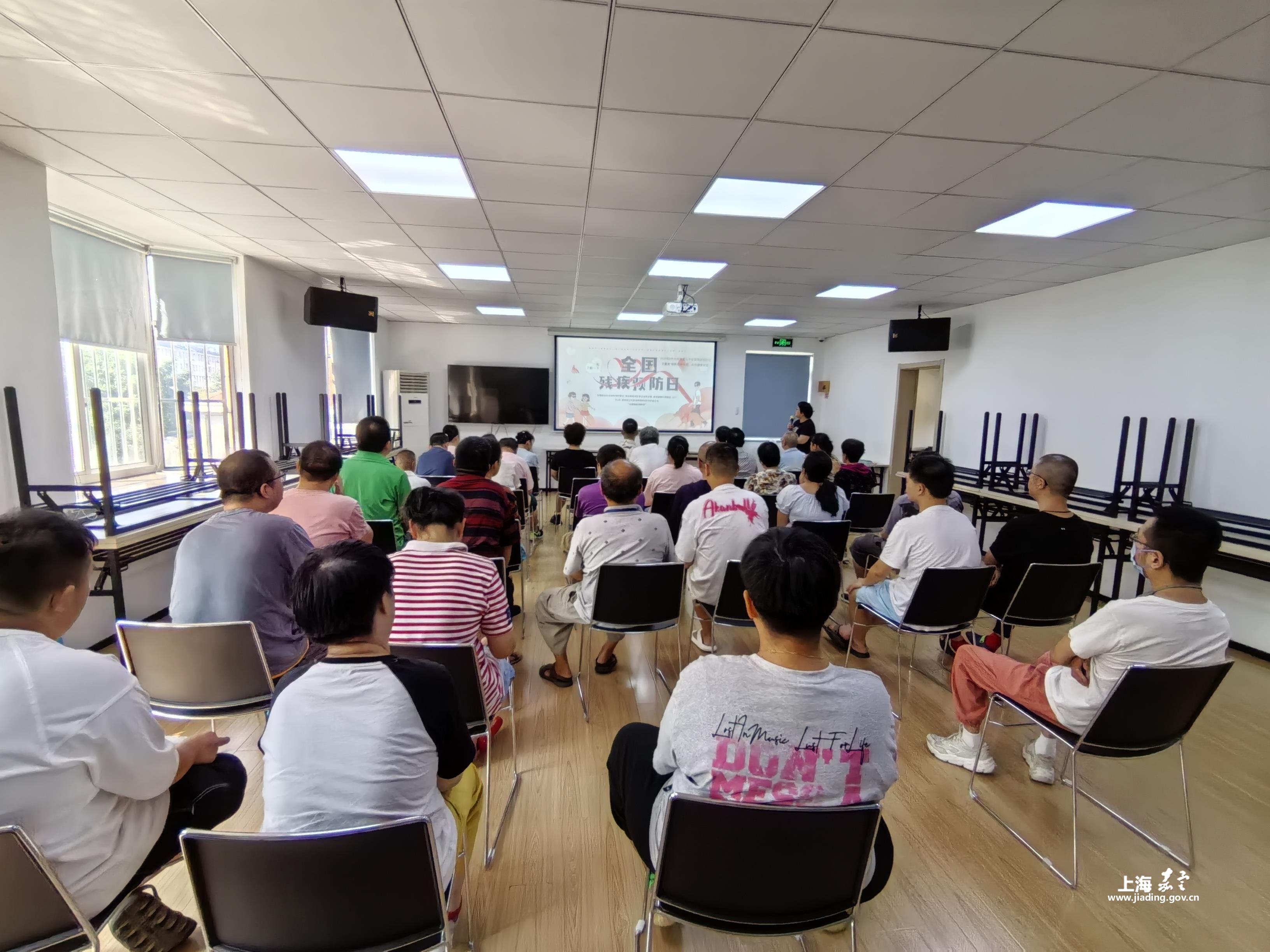 1800b43c6e984fd88517dabf39ec5f54.jpg 1800b43c6e984fd88517dabf39ec5f54.jpg